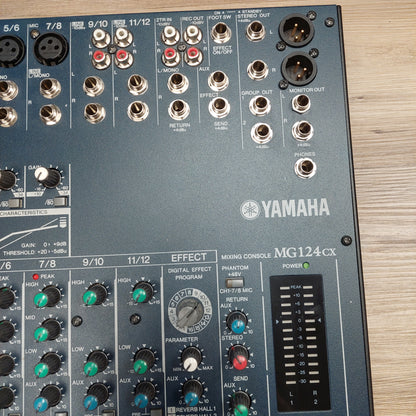 YAMAHA MG124CX Mixing Console w/ Power Supply (USED) SN# 21UCCRL01442