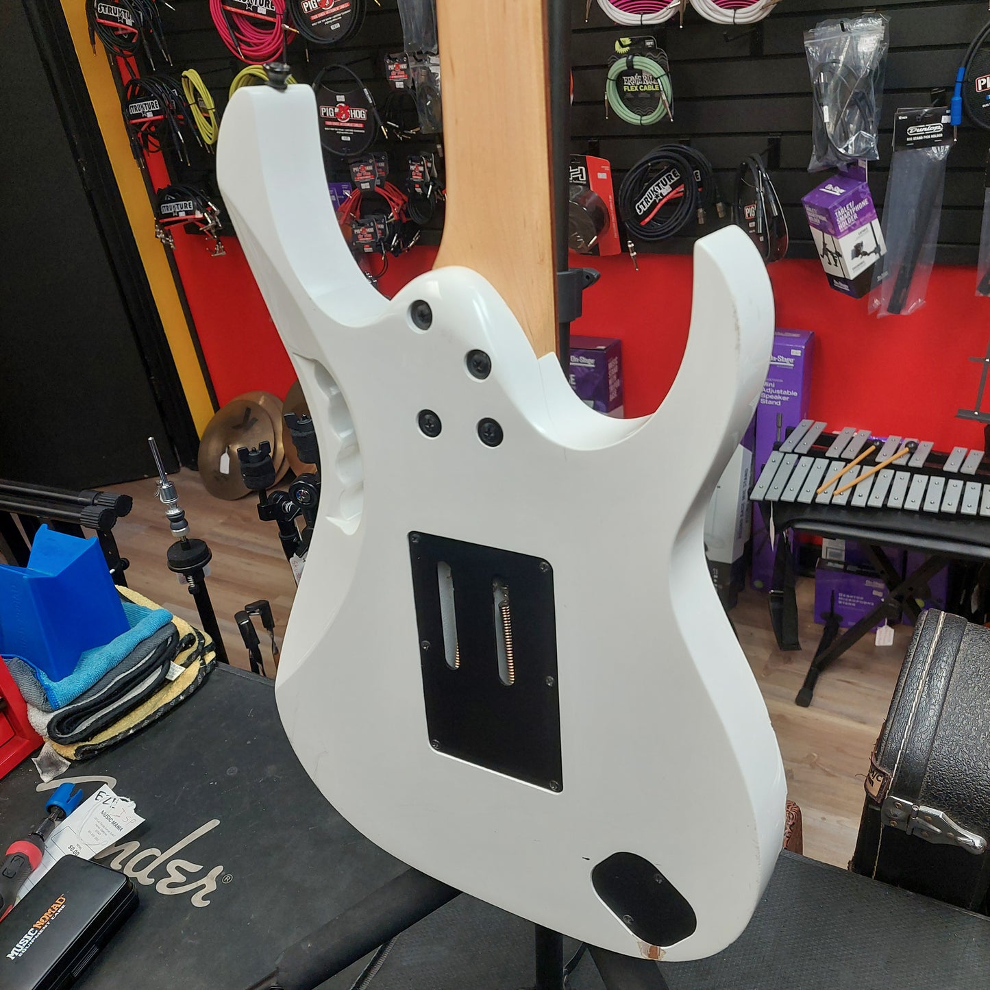 2016 Ibanez JEMJRL 1P-01 Steve Vai Signature "Left Handed" Electric Guitar - White SN# I160414806 "Sold As Is Has Body Damage"