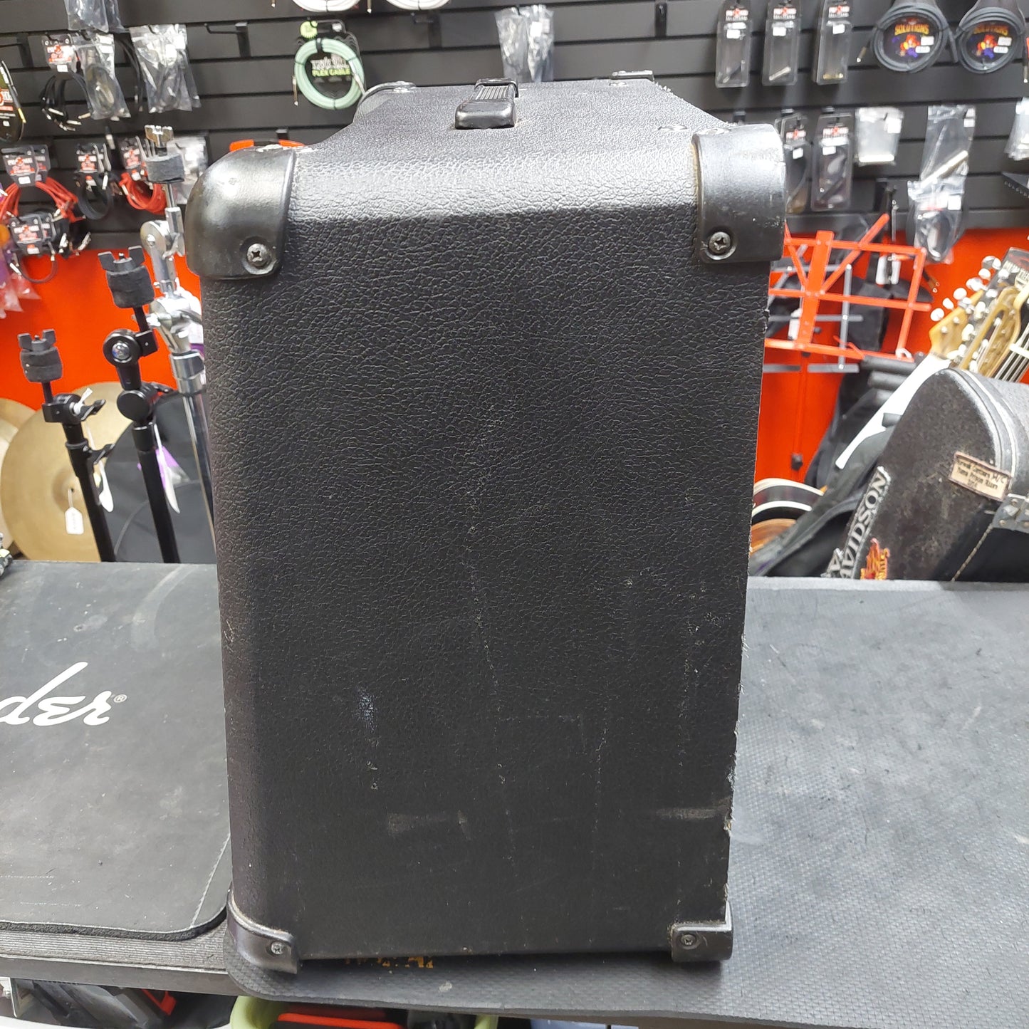 1990's CRATE GX-120 Guitar Combo Amplifier 120-watt solid-state 1x12" (USED) SN# AHJDJ60077