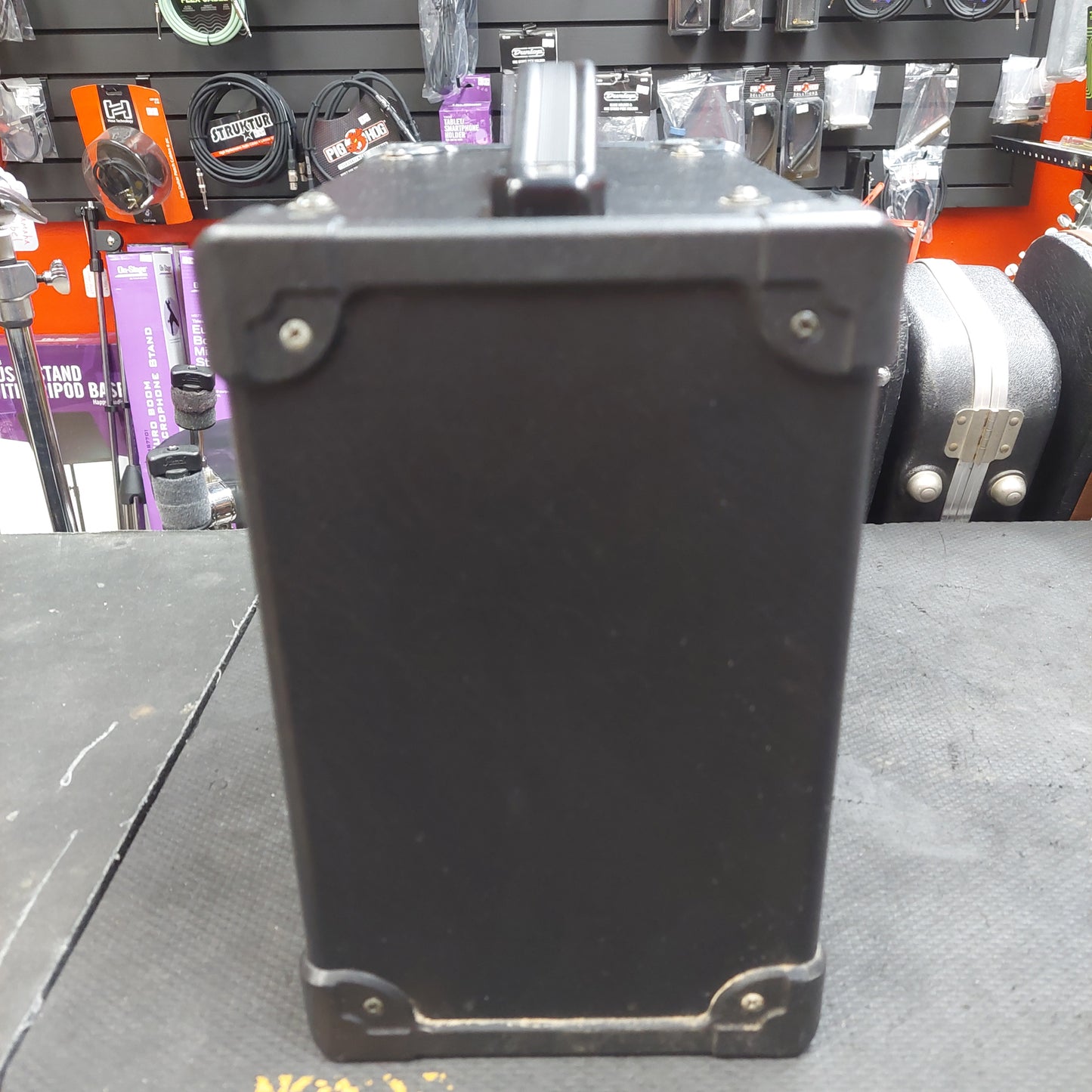 1990's YAMAHA GA-10 Guitar Amplifier 10W (USED) SN# 1477705UW
