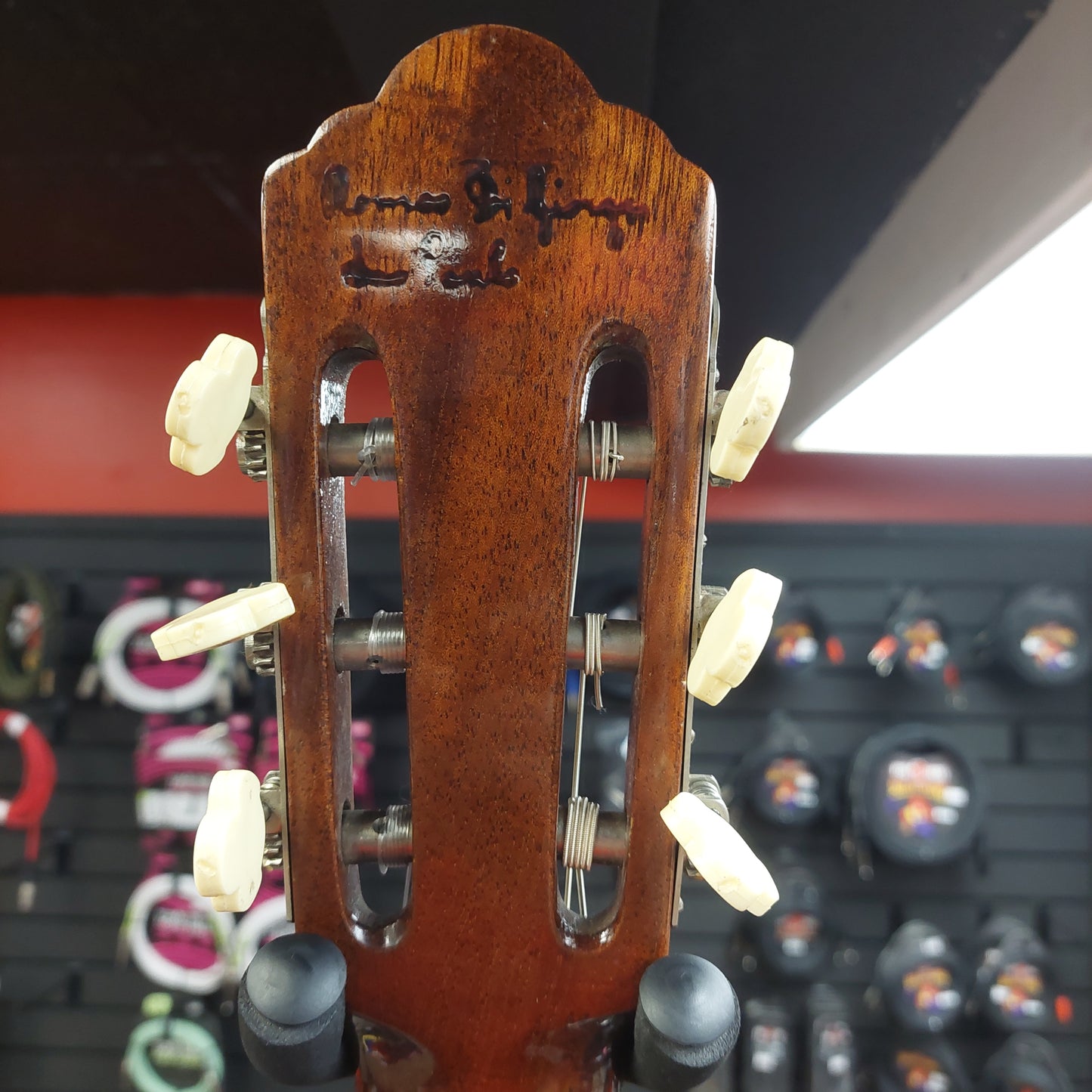 1960's-1970's Di Giorgio No. 34 Classical Guitar - Natural Gloss (USED) "Made In Sao Paulo Brazil" (Has Body Damage Sold As Is)