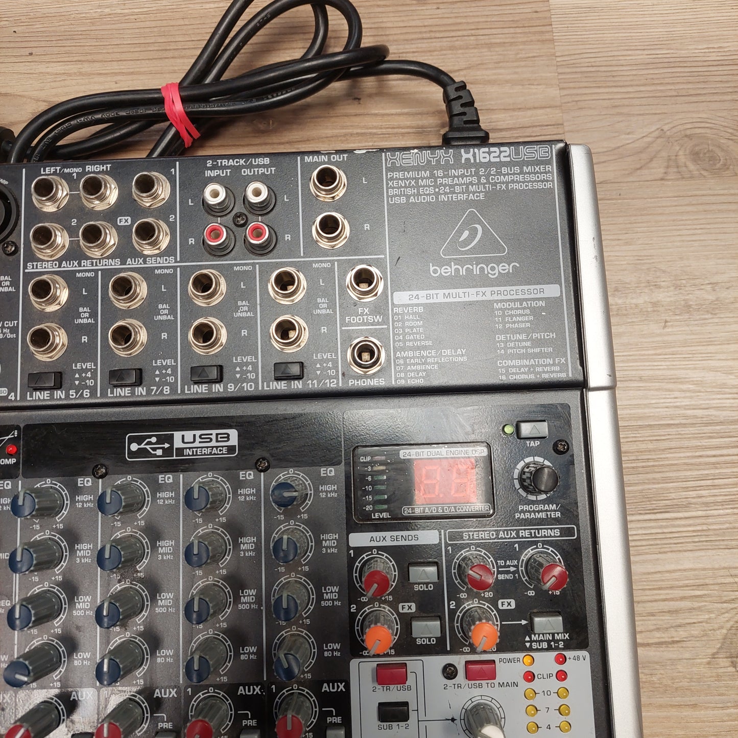 Behringer X1622 Mixing Board w/ Power Cable (USED)