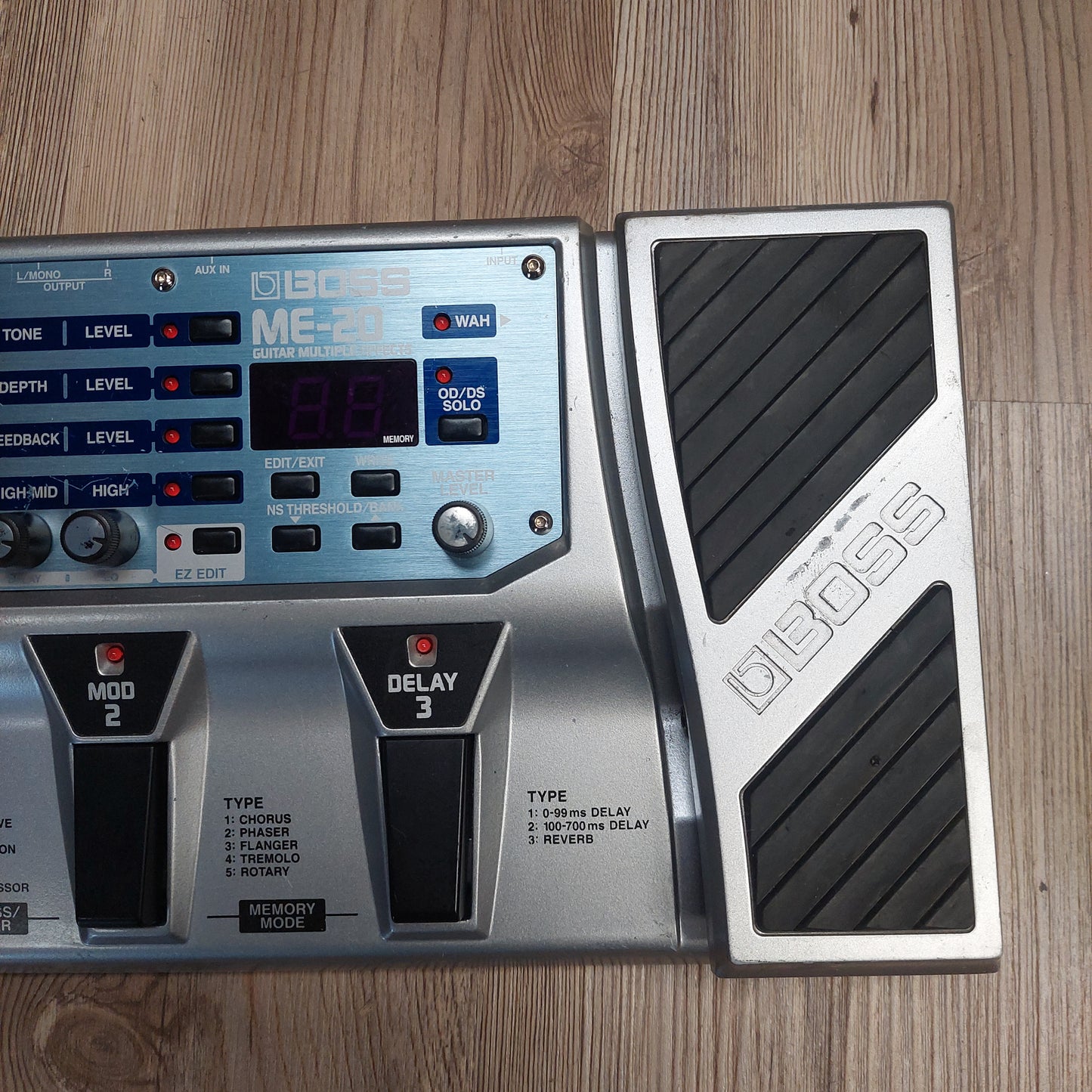Boss ME-20 Guitar Effects Pedal w/ Danelectro Power Supply (USED) SN# DW51001