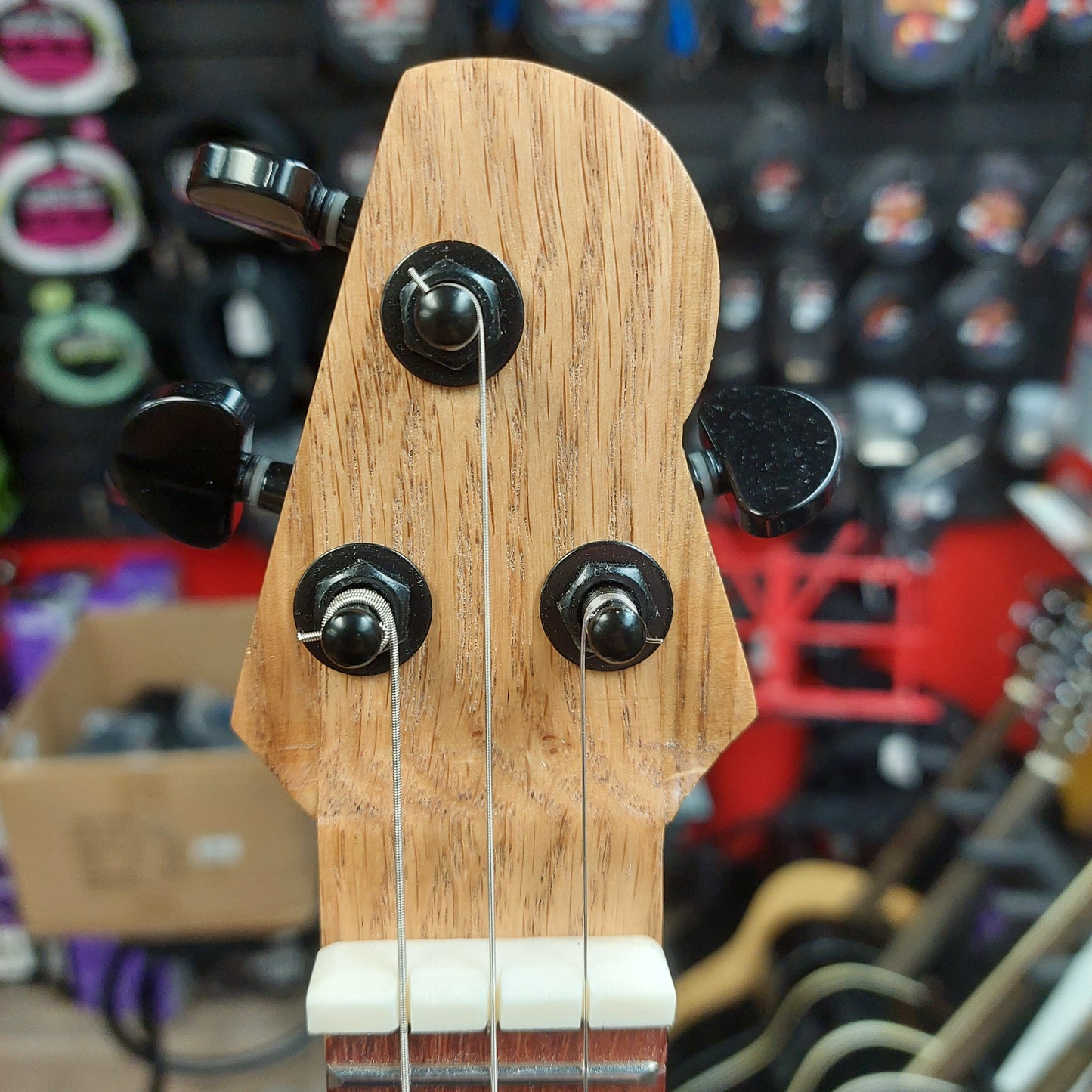 Gerry Edmonds 3-String Avo Uvezian Cigar Box Guitar "Made In Hemet California" SN# G284