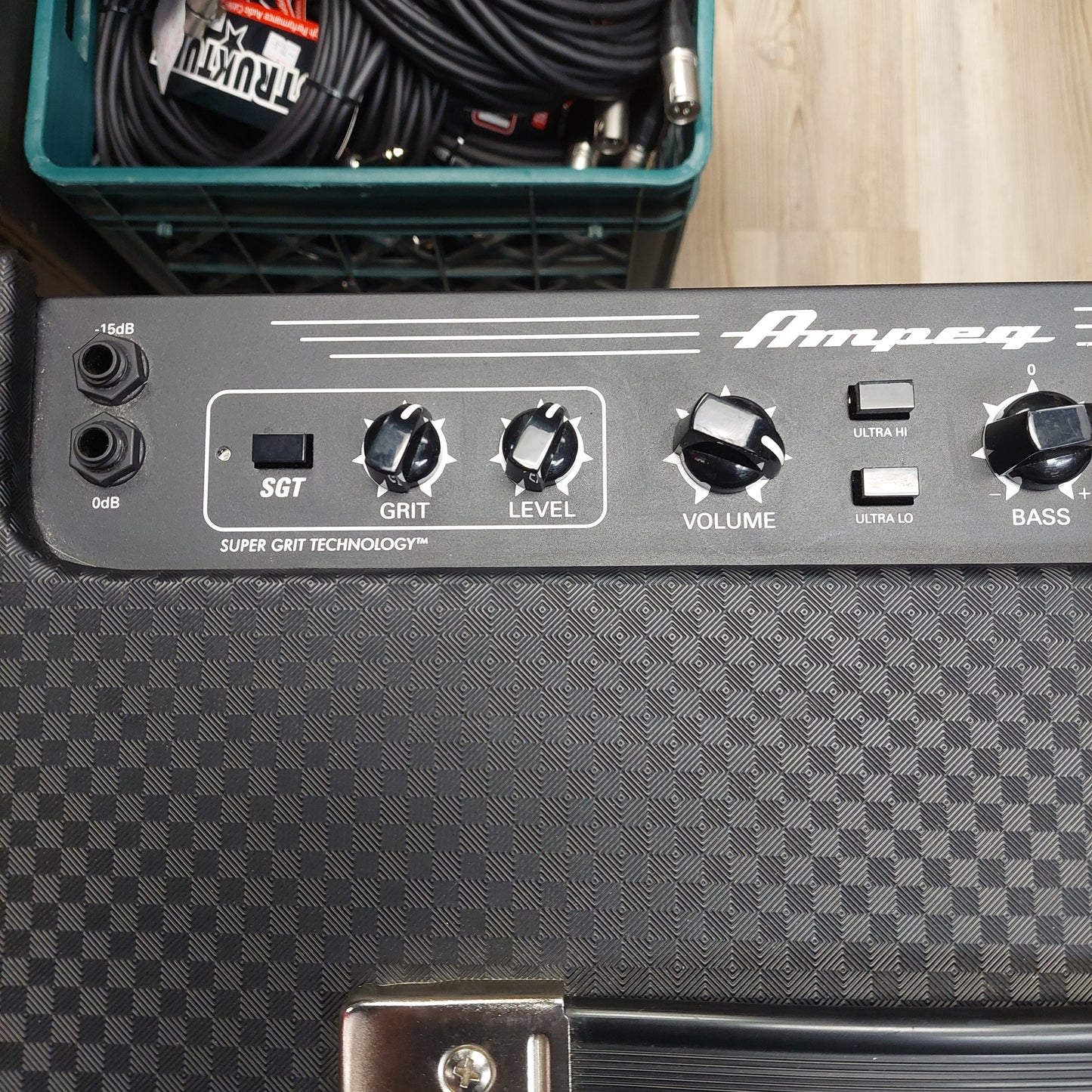 2021 Ampeg RB-210 Rocket Bass Combo Amplifier, 500 watt, 2x10” Speakers (USED) SN# (21)RB51F7218000682