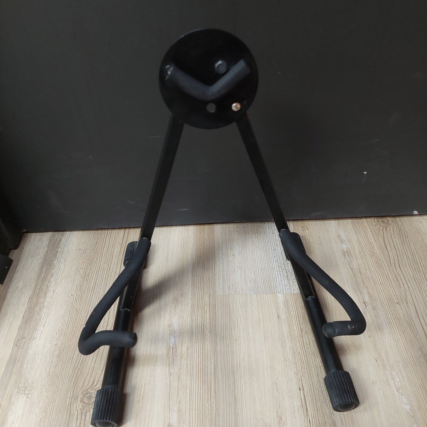 Ultra ES-335 Hollow Body Guitar A-Frame Stand - Black (USED)