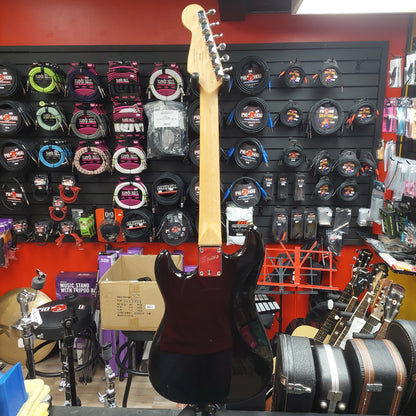 2006 Squier Mini Electric Guitar - Black Gloss SN# IC061029411