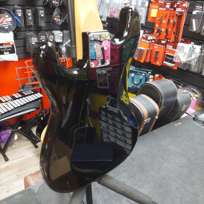 2006 Squier Mini Electric Guitar - Black Gloss SN# IC061029411