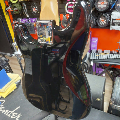 2006 Squier Mini Electric Guitar - Black Gloss SN# IC061029411