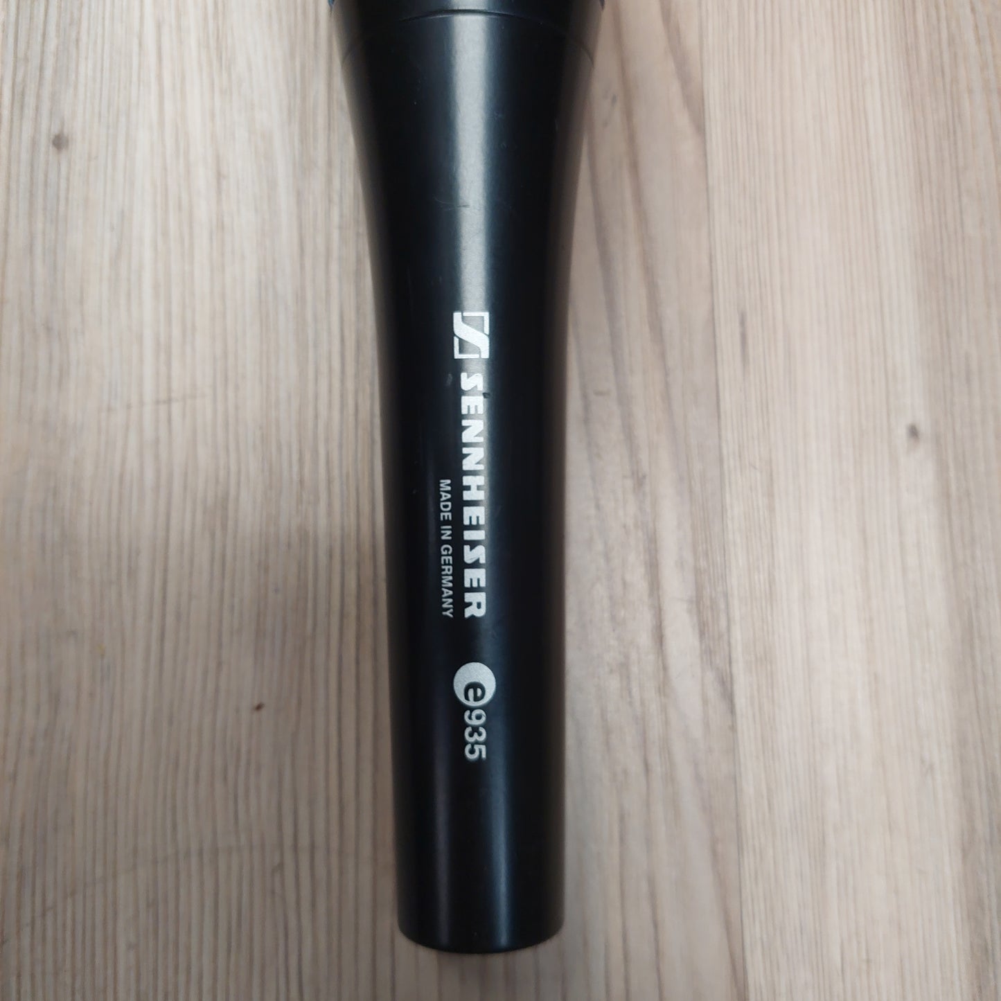 SENNHEISER e935 Dynamic Cardioid Microphone (USED) "Made In Germany"