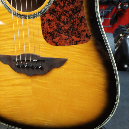 Urban Player by Keith Urban Acoustic Guitar - Sunburst (USED)