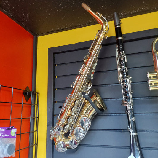 Vito Alto Saxophone - Gold Lacquer Finish w/ Hard Case (USED) "Made In Taiwan" Serial #540150