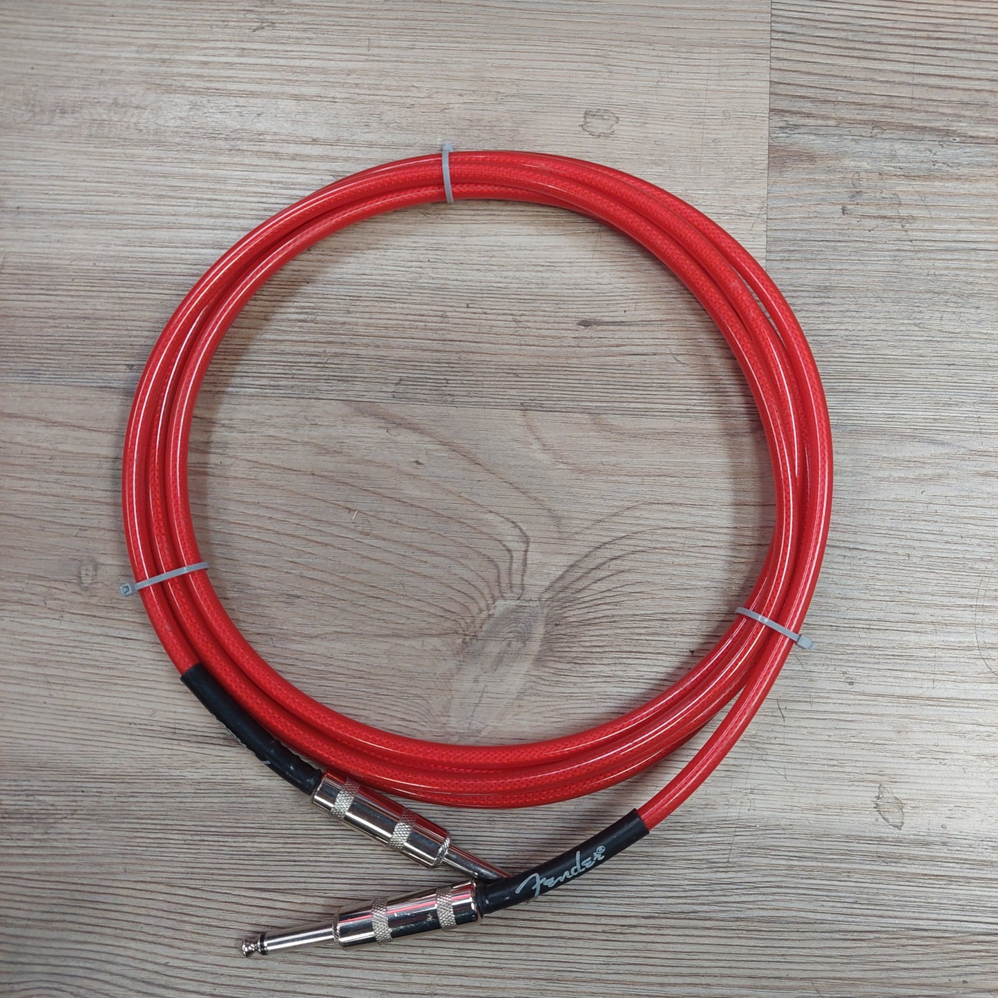 Fender Instrument Cable 10 Feet - Red (USED)
