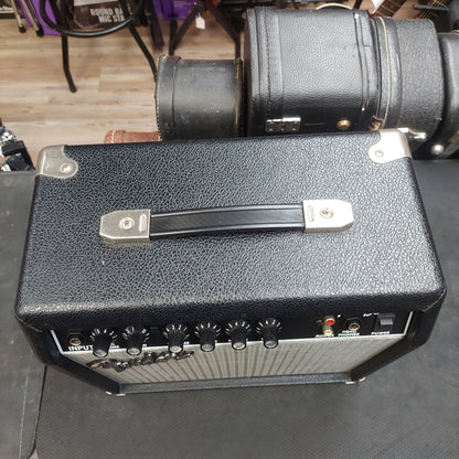 Fender Frontman 15G Electric Guitar Amplifier (USED) SN# IA04F10754
