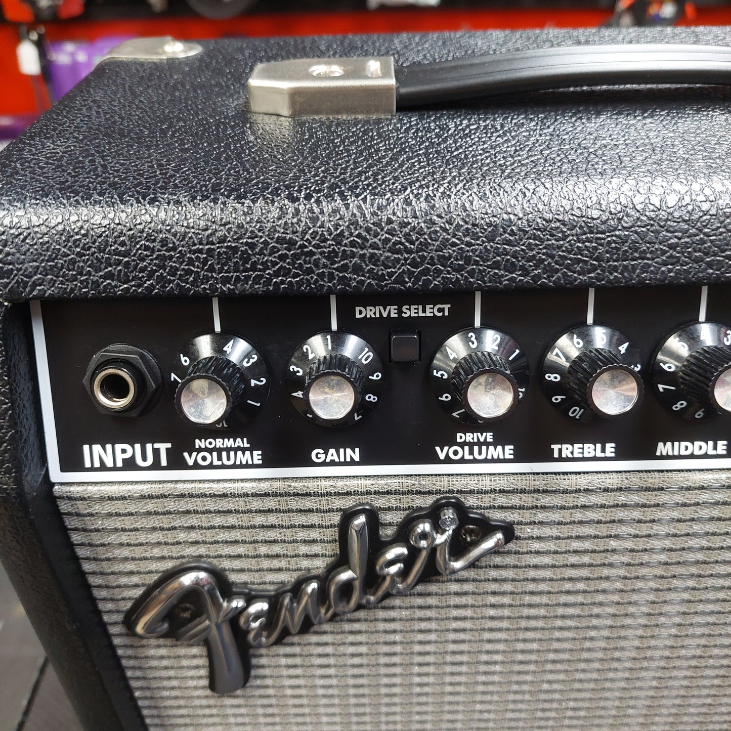 Fender Frontman 15G Electric Guitar Amplifier (USED) SN# IA04F10754