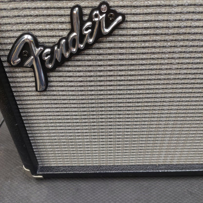 Fender Frontman 15G Electric Guitar Amplifier (USED) SN# IA04F10754