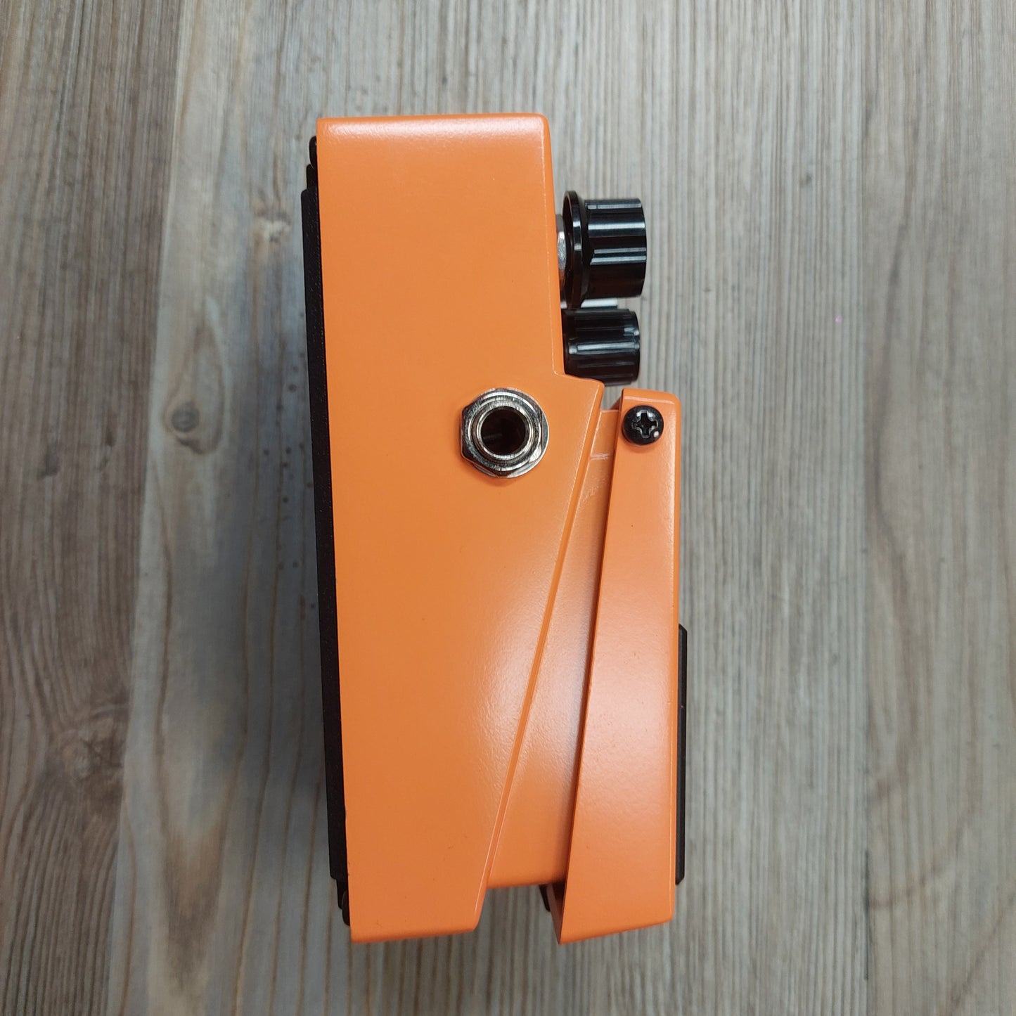 BOSS DS-1 Distortion Pedal (USED) SN# C1S3282