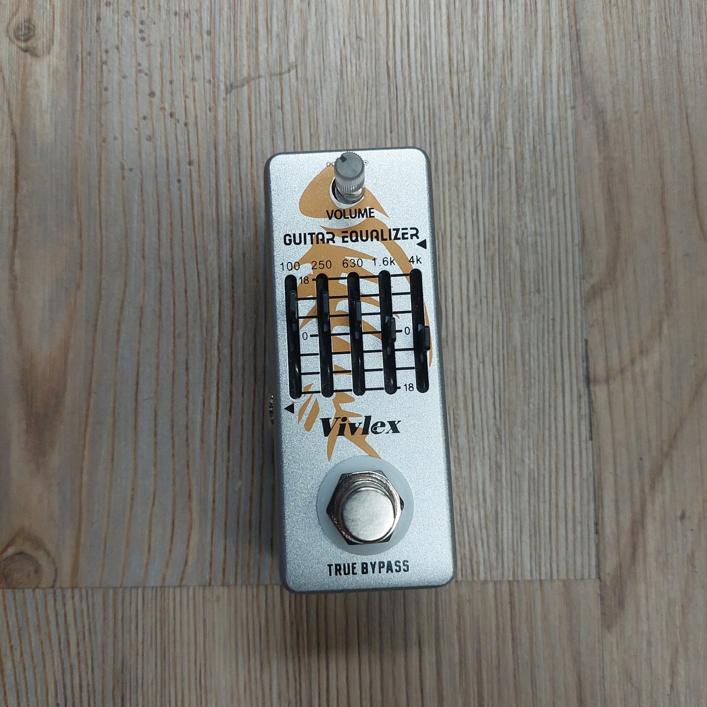 Vivlex LEF-300 Guitar Equalizer Pedal (USED)