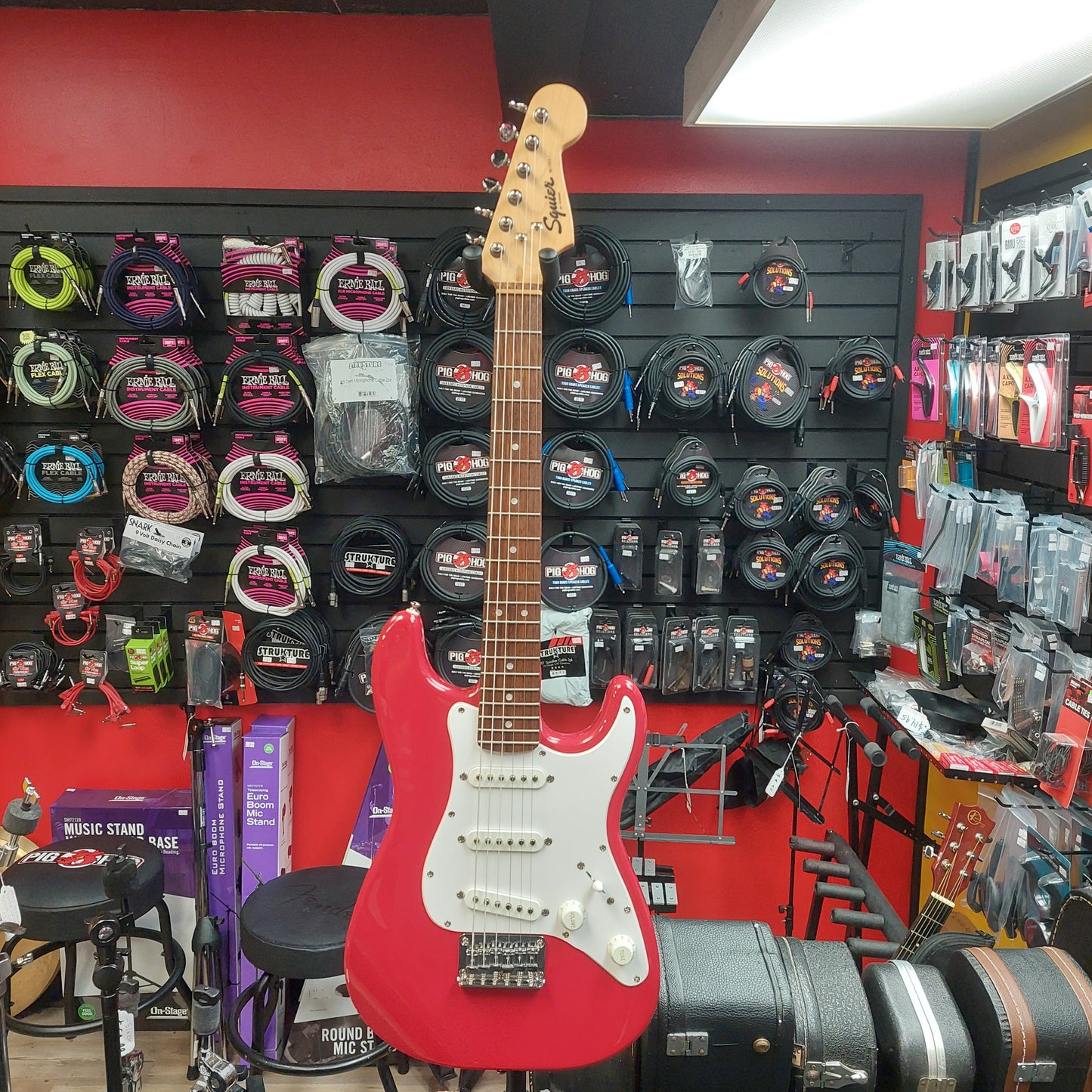 2021 Squier Mini Stratocaster, Laurel Fingerboard, White Pickguard - Dakota Red SN ICSF21002944