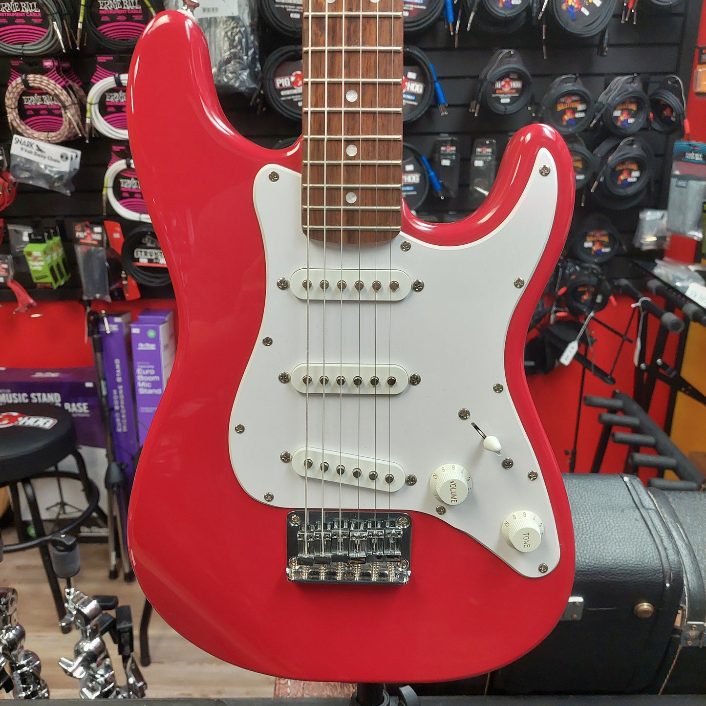 2021 Squier Mini Stratocaster, Laurel Fingerboard, White Pickguard - Dakota Red SN ICSF21002944