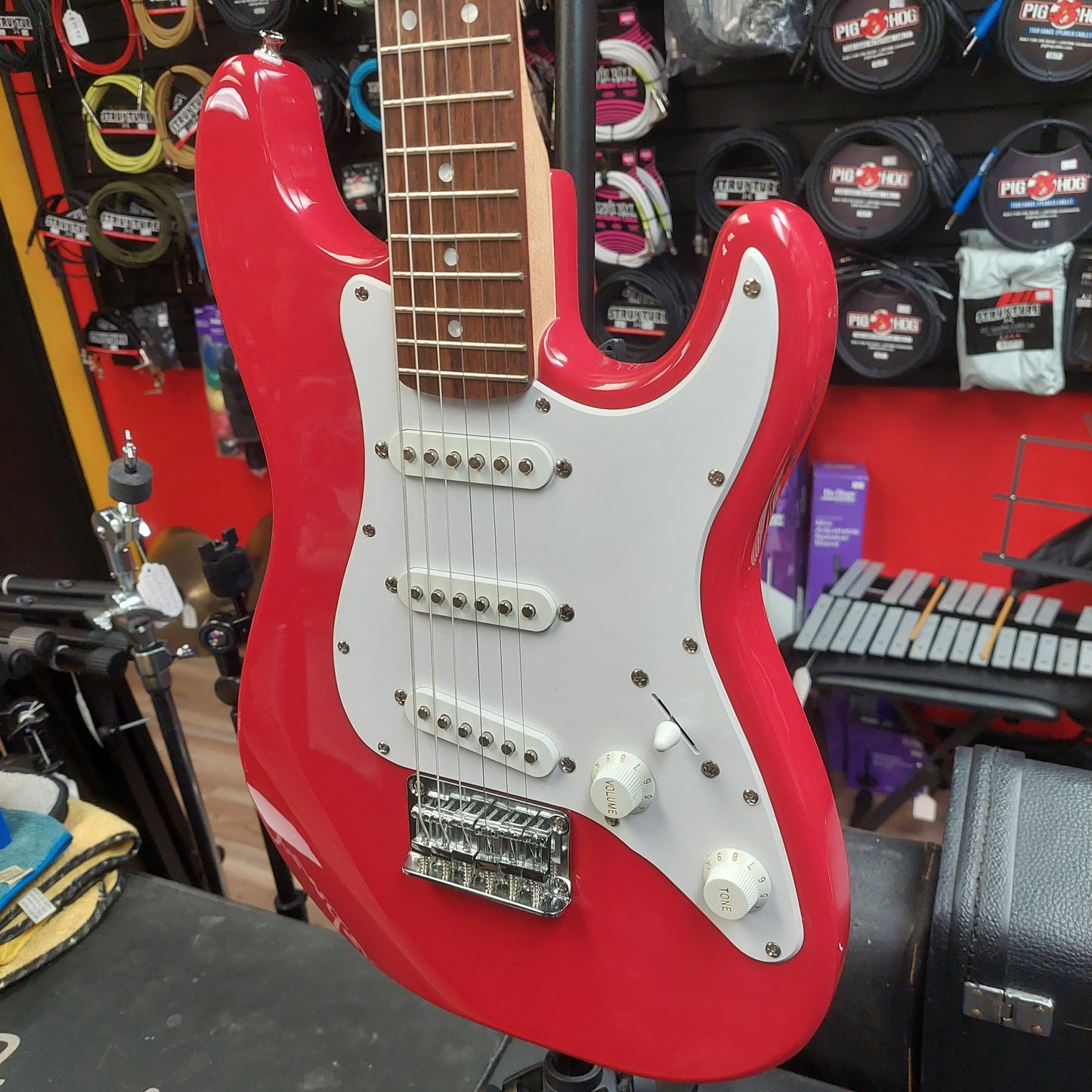 2021 Squier Mini Stratocaster, Laurel Fingerboard, White Pickguard - Dakota Red SN ICSF21002944