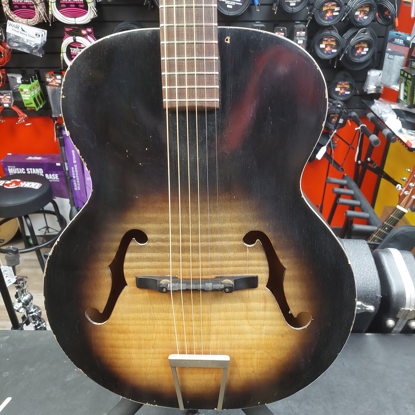 1950's Vintage Harmony Monterey Arch Top Acoustic Guitar - Sunburst Finish "Made In Chicago" (Missing Pickguard)
