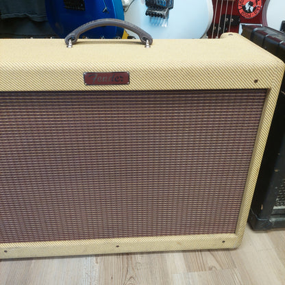 1990's Fender PR 246 Blues Deluxe 1x12” 40 Watt Combo Guitar Amplifier SN# T-049657 "Made In USA"