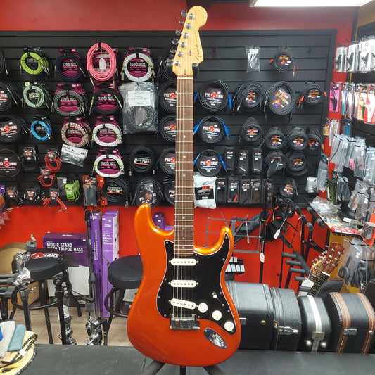 2002 Fender American Deluxe Stratocaster - Candy Tangerine w/ Fender USA Hard Case SN# DZ2110761 "Made In USA" (No Tremolo Bar)
