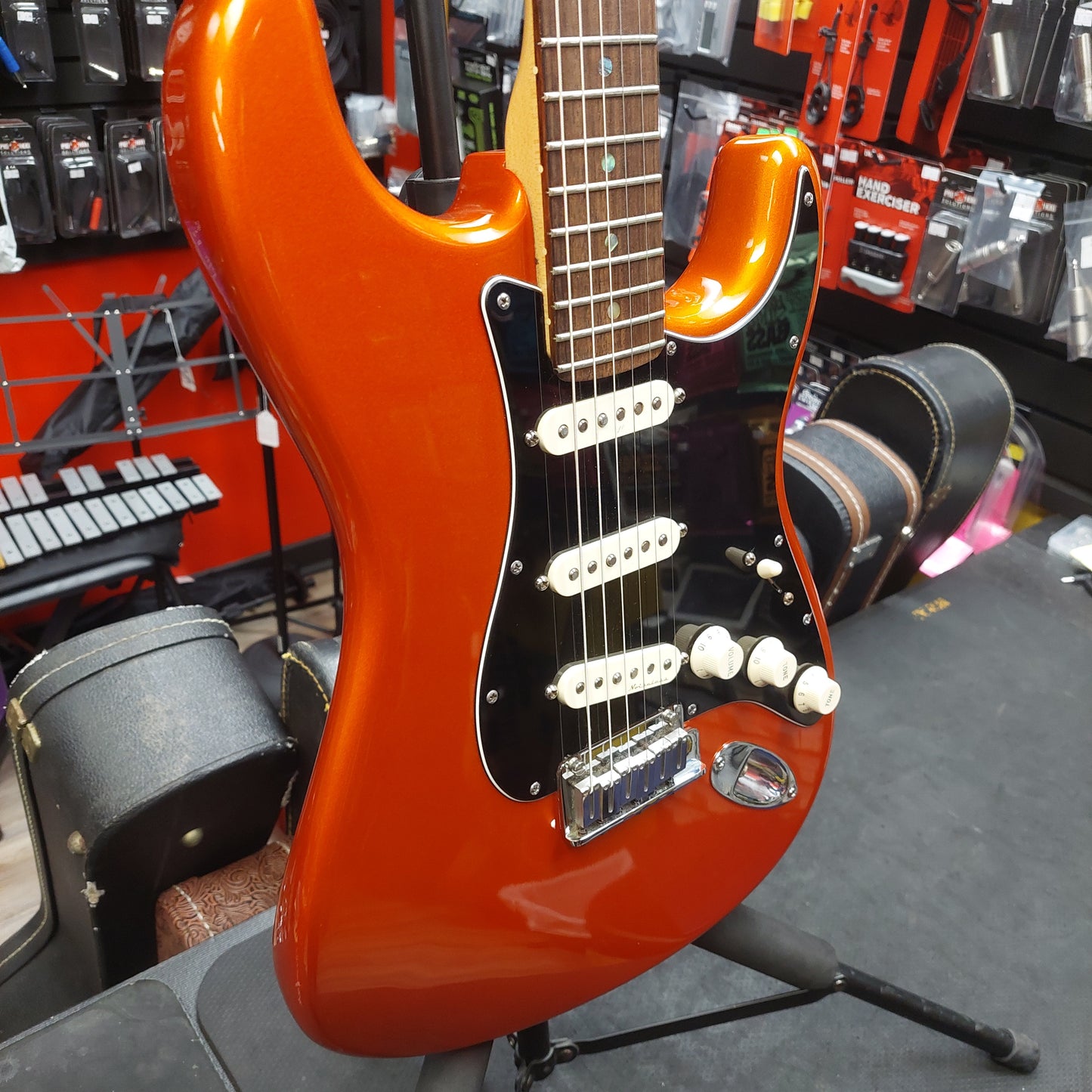 2002 Fender American Deluxe Stratocaster - Candy Tangerine w/ Fender USA Hard Case SN# DZ2110761 "Made In USA" (No Tremolo Bar)