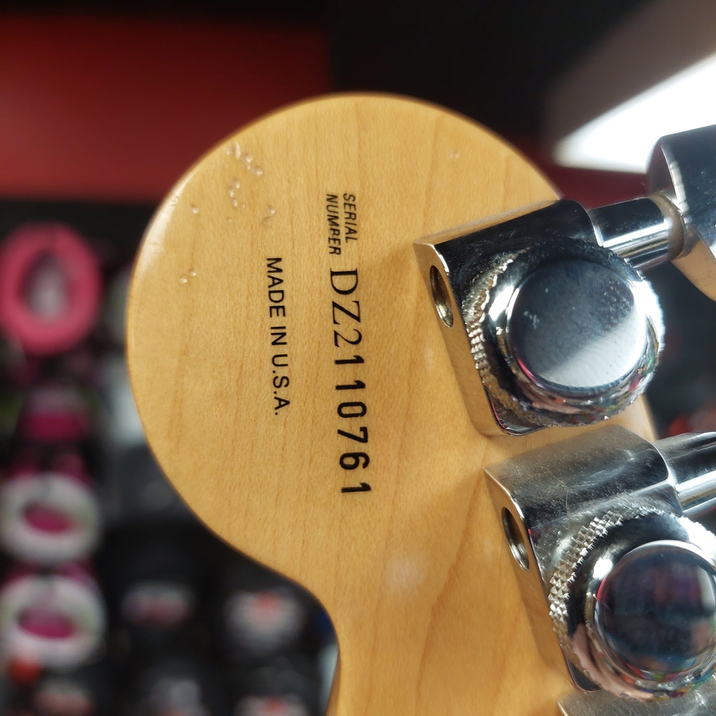 2002 Fender American Deluxe Stratocaster - Candy Tangerine w/ Fender USA Hard Case SN# DZ2110761 "Made In USA" (No Tremolo Bar)