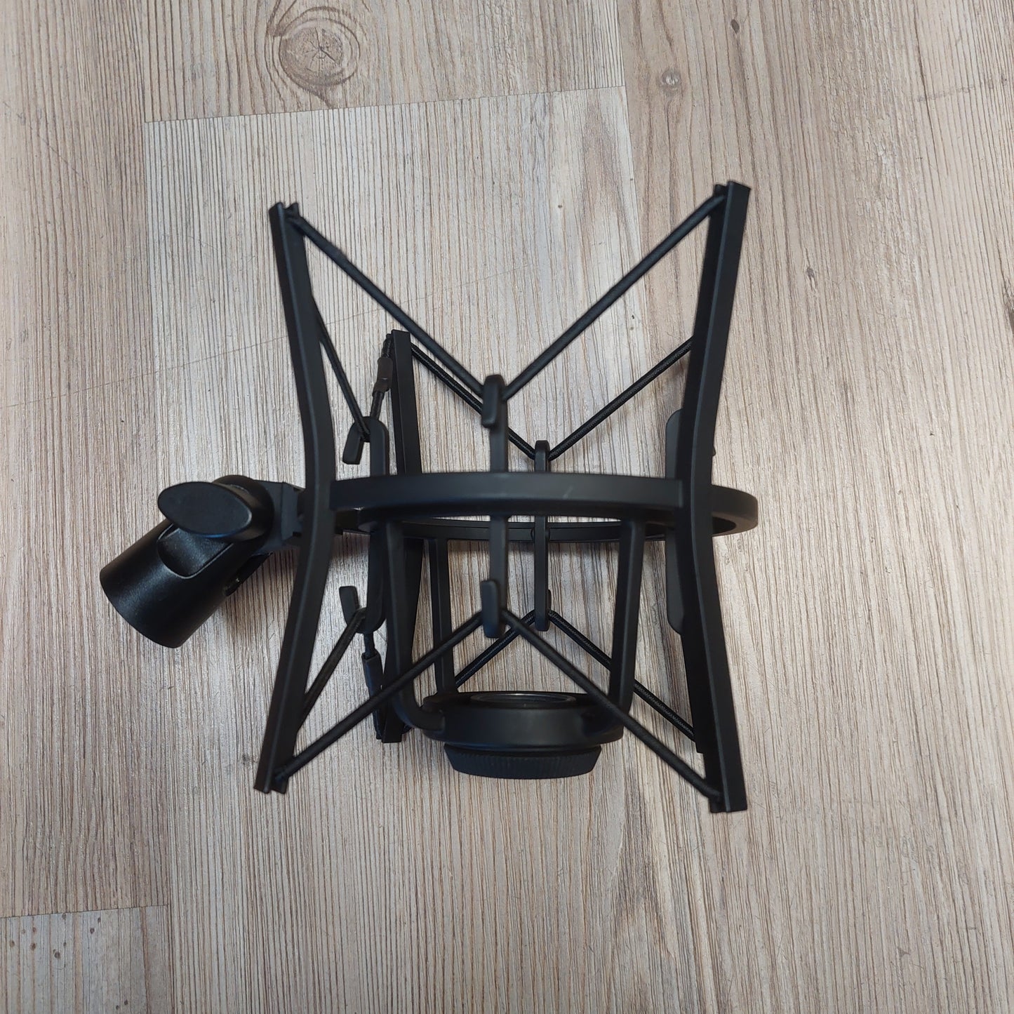Shock Mount For Studio Microphones - Black (USED)