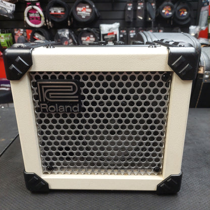 Roland Micro Cube 2W Guitar Amplifier - White (USED) SN# BW54179