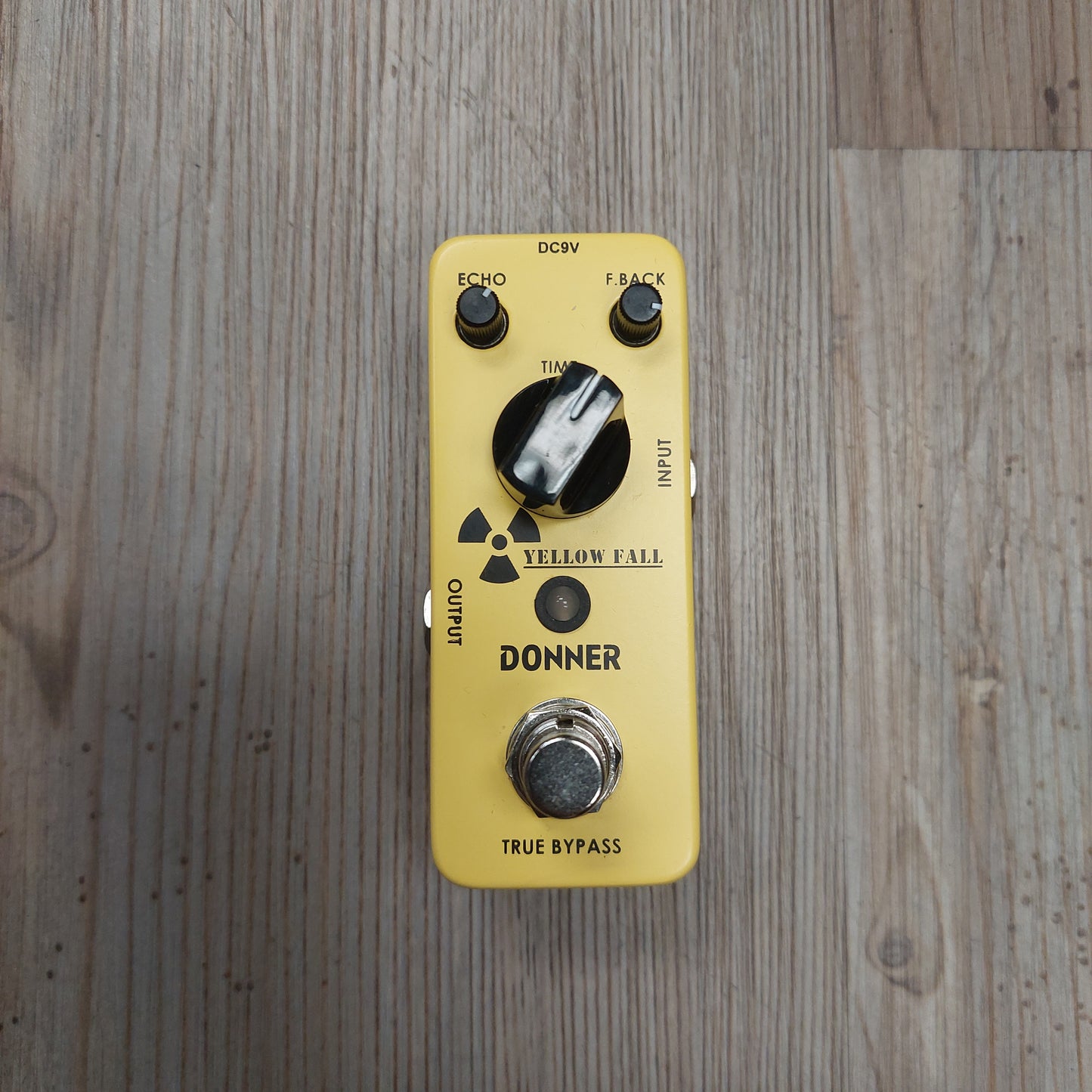 Donner Yellow Fall True Bypass Effects Pedal (USED)