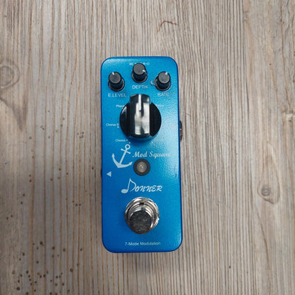 Donner Mod Square 7-Mode Modulation Effects Pedal (USED)