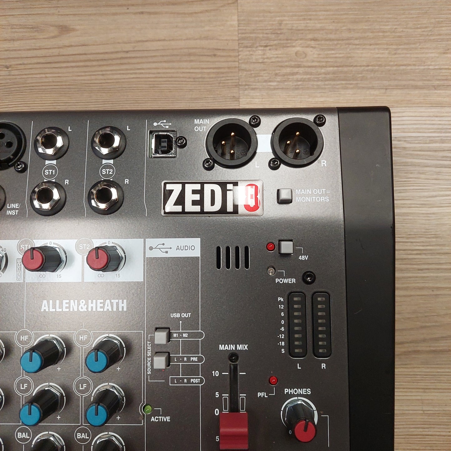 Allen & Heath ZEDi 8 Mixing Board w/ Power Supply & USB Cable (USED) SN# ZI8X-001005433