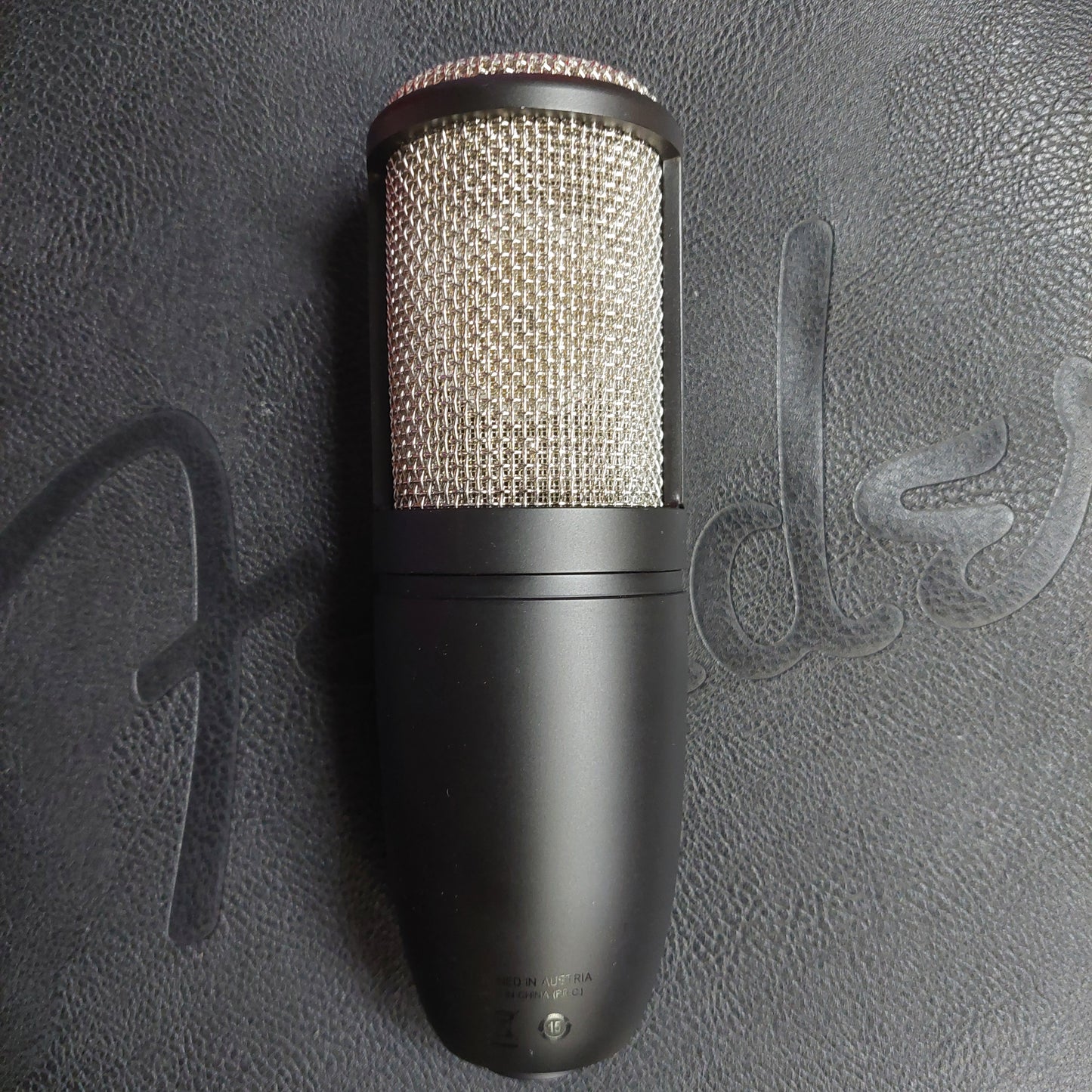 AKG P220 Project Studio Condenser Microphone w/ Shock Mount & AKG Hard Case (USED)
