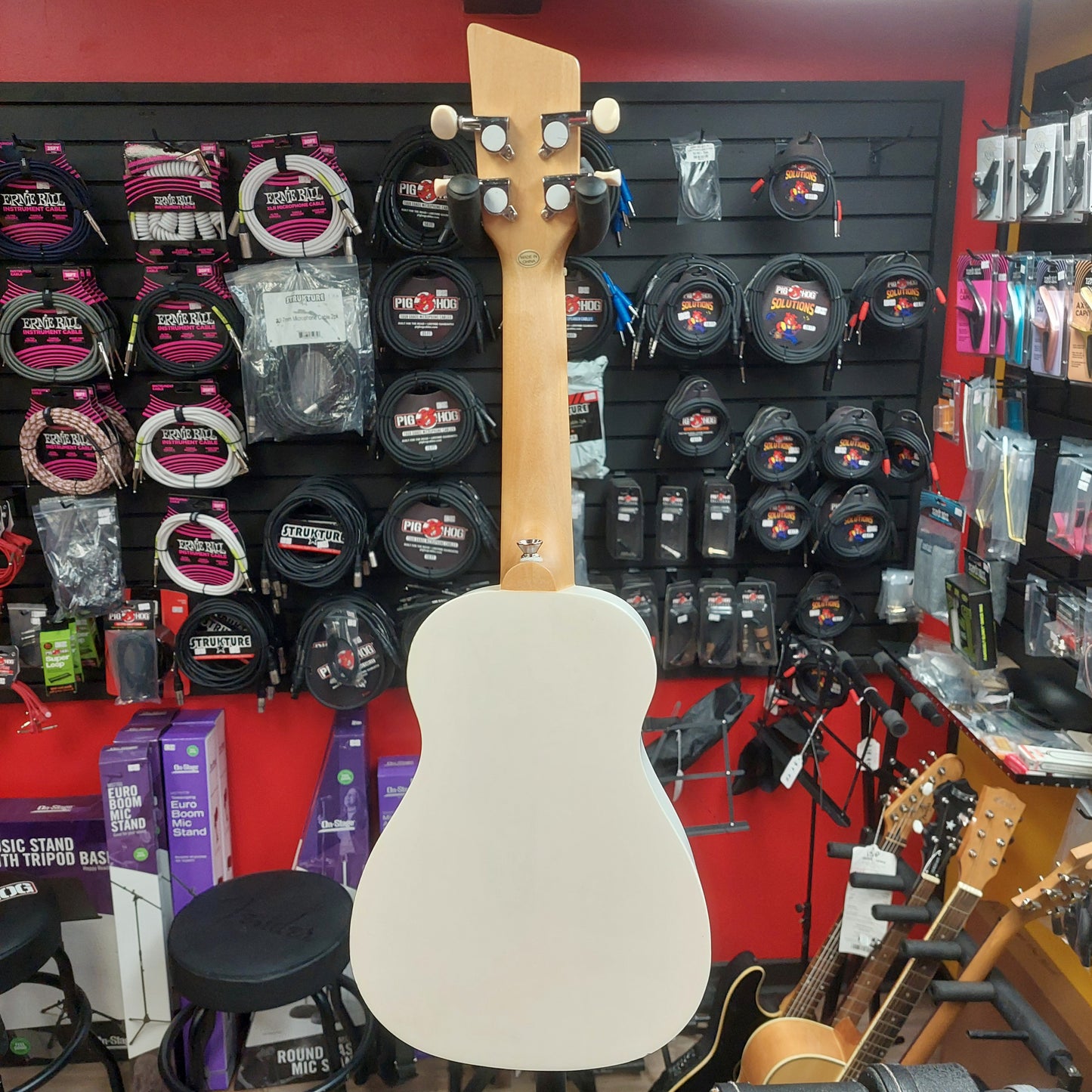 Loop Soprano Ukulele - White (USED)