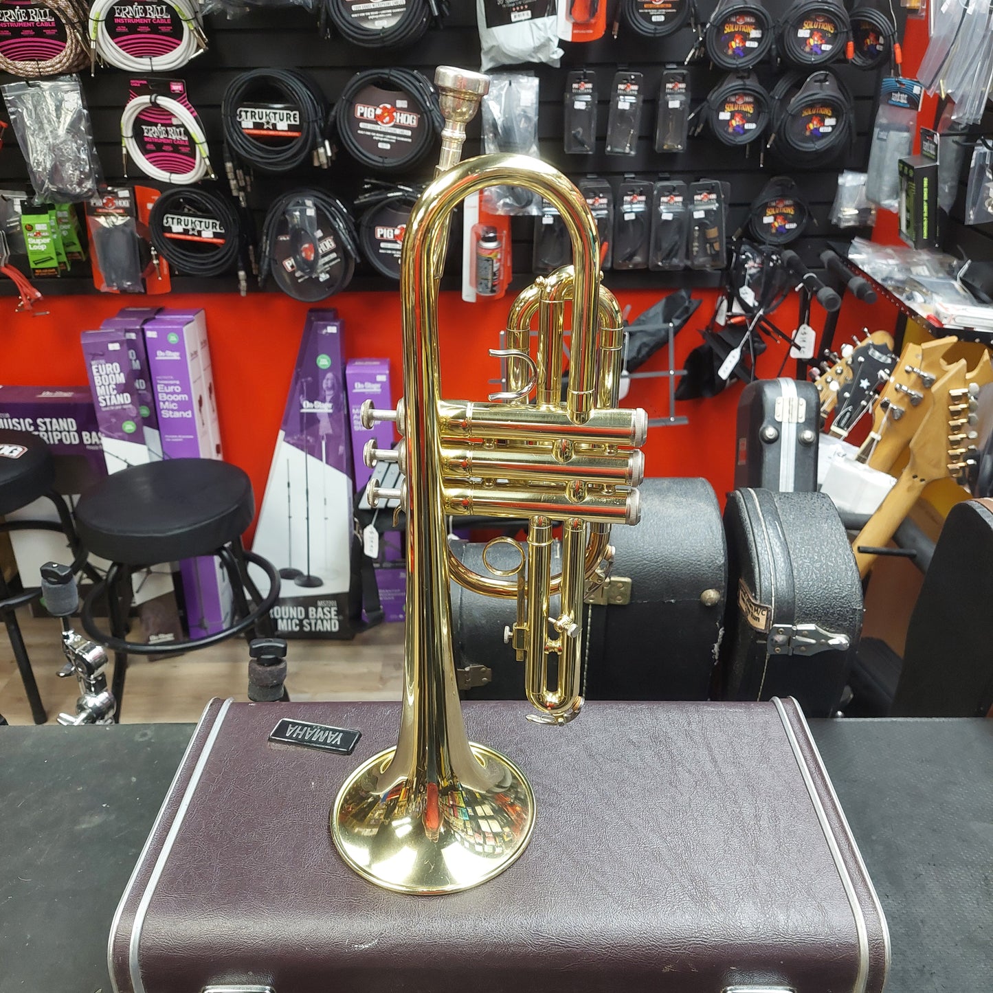 Yamaha YCR2310 Trumpet w/ Hardcase SN# 203009A "Made In Japan" Has Small Dent In Mouthpiece Tubing & Stuck Slide "Sold As Is"