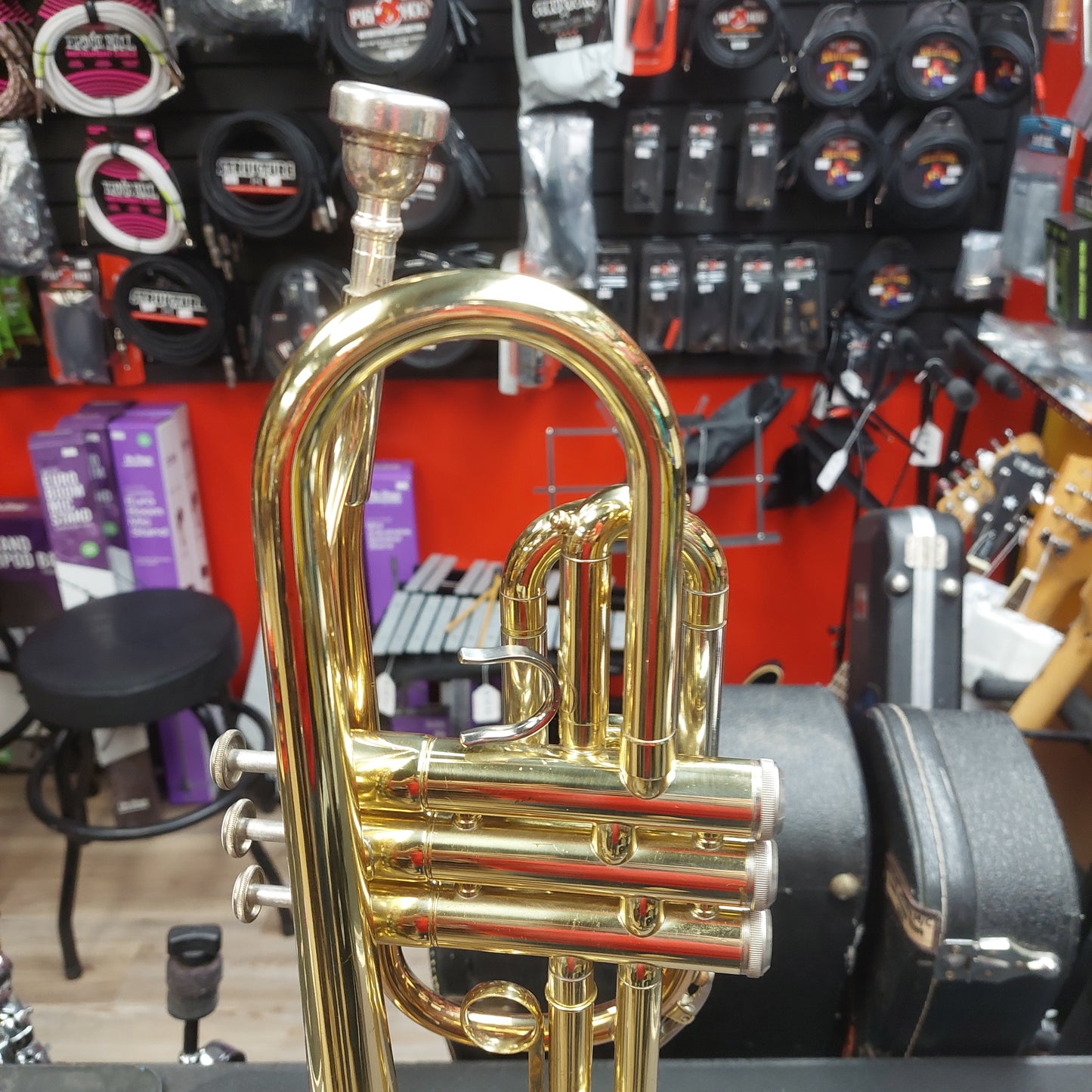 Yamaha YCR2310 Trumpet w/ Hardcase SN# 203009A "Made In Japan" Has Small Dent In Mouthpiece Tubing & Stuck Slide "Sold As Is"