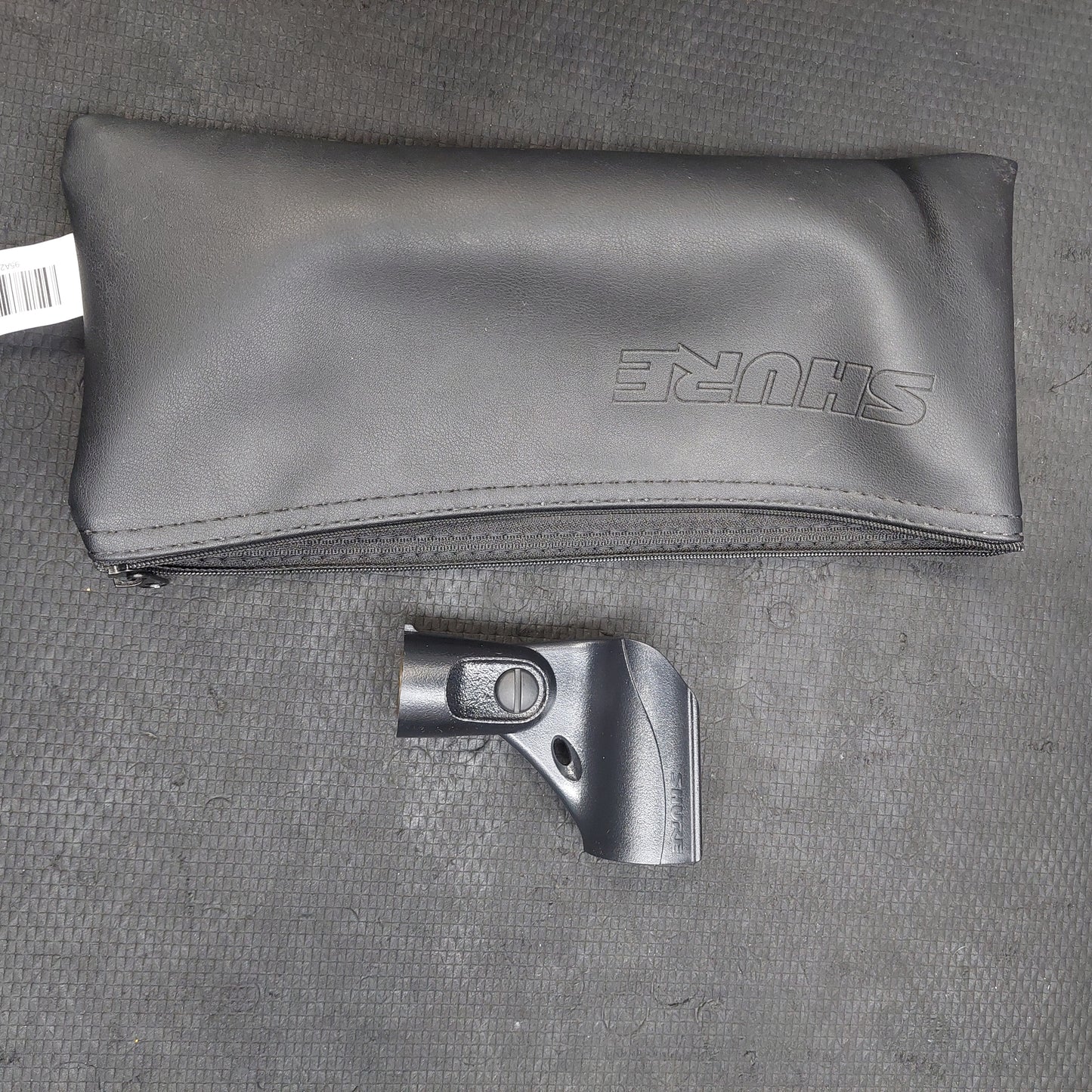 SHURE SM58 Cardioid Dynamic Vocal Microphone w/ Mic Clip, Pouch, & Original Box (USED) SN# 2EC28733729