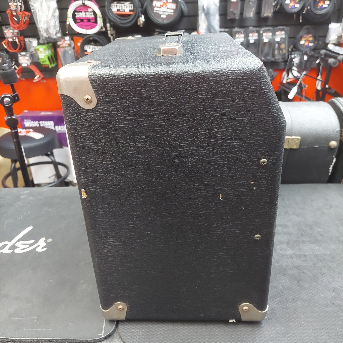 Squire BP-15 Guitar Amp (USED) "Sold As Is" Tube Amps Need Time To Warm Up