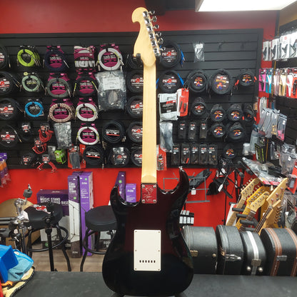 Lyon by Washburn Electric Guitar - Black  w/ Lyon Gig Bag (USED)