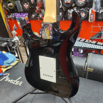 Lyon by Washburn Electric Guitar - Black  w/ Lyon Gig Bag (USED)