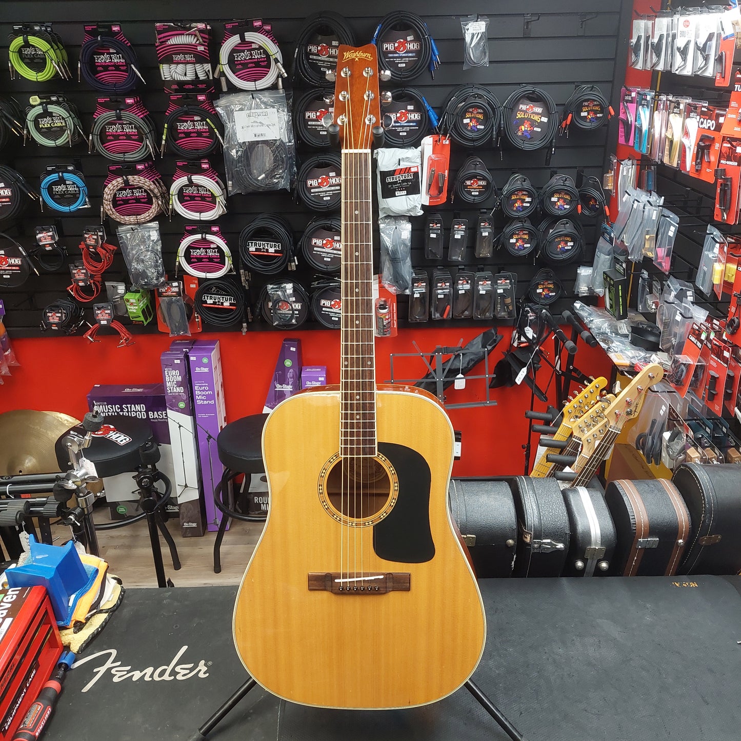 2004 Washburn D9C Acoustic Guitar - Natural SN# FC040701302