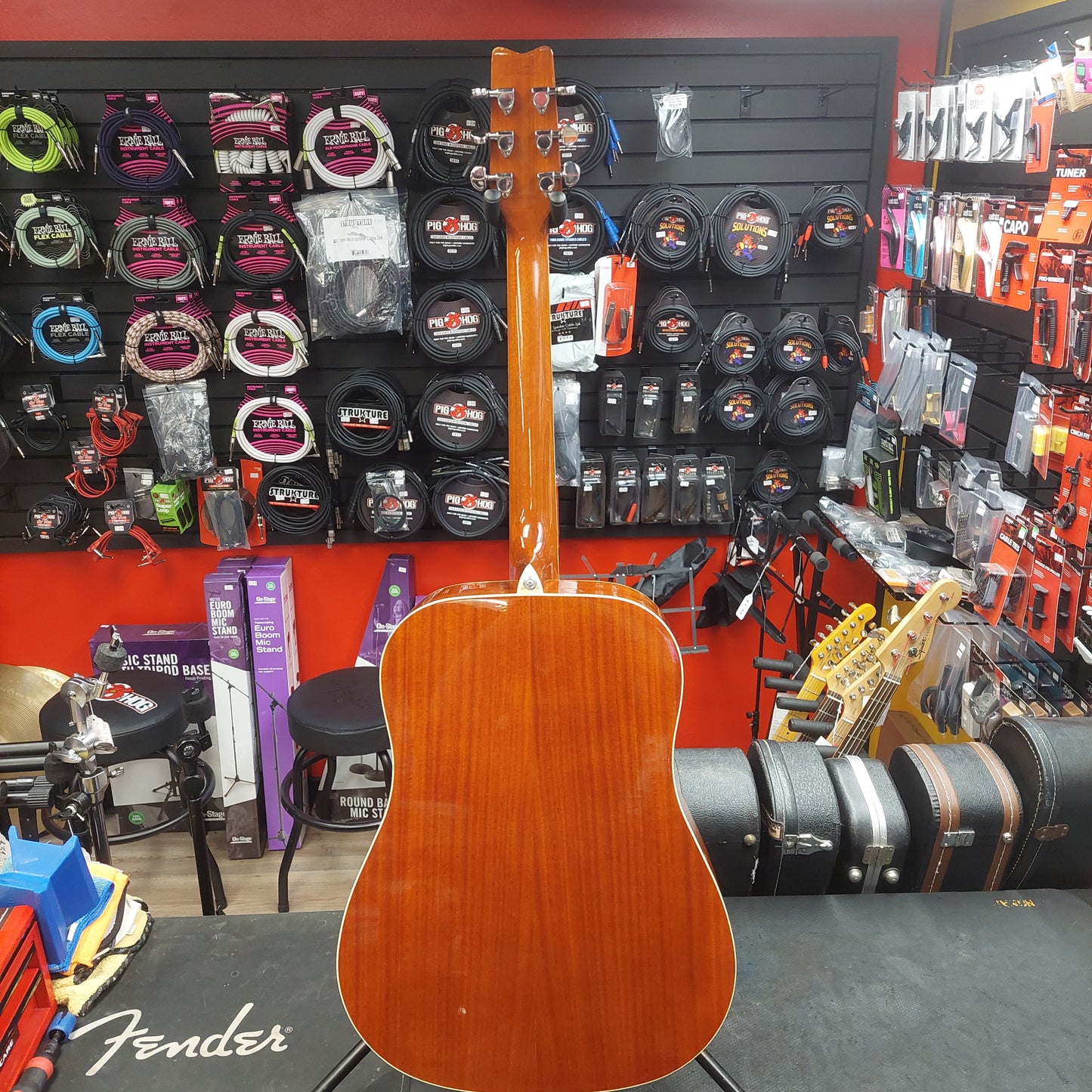 2004 Washburn D9C Acoustic Guitar - Natural SN# FC040701302