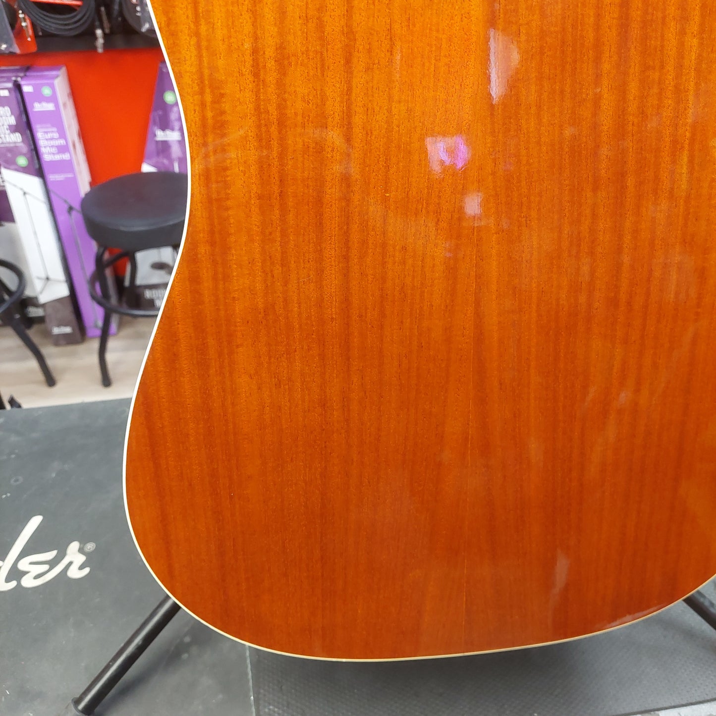 2004 Washburn D9C Acoustic Guitar - Natural SN# FC040701302