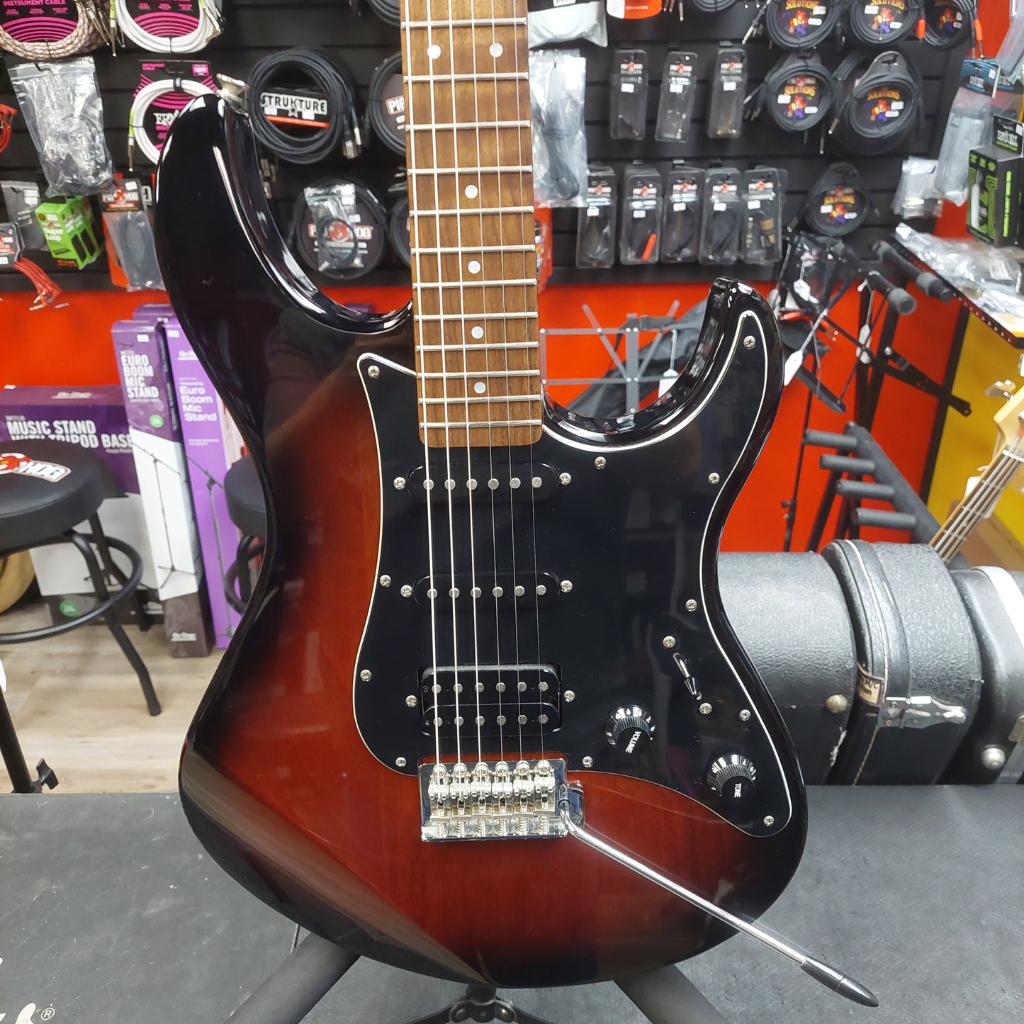 2011 Yamaha Pacifica PAC012DLX Double Cutaway Electric Guitar - Old Violin Sunburst SN# llN123410