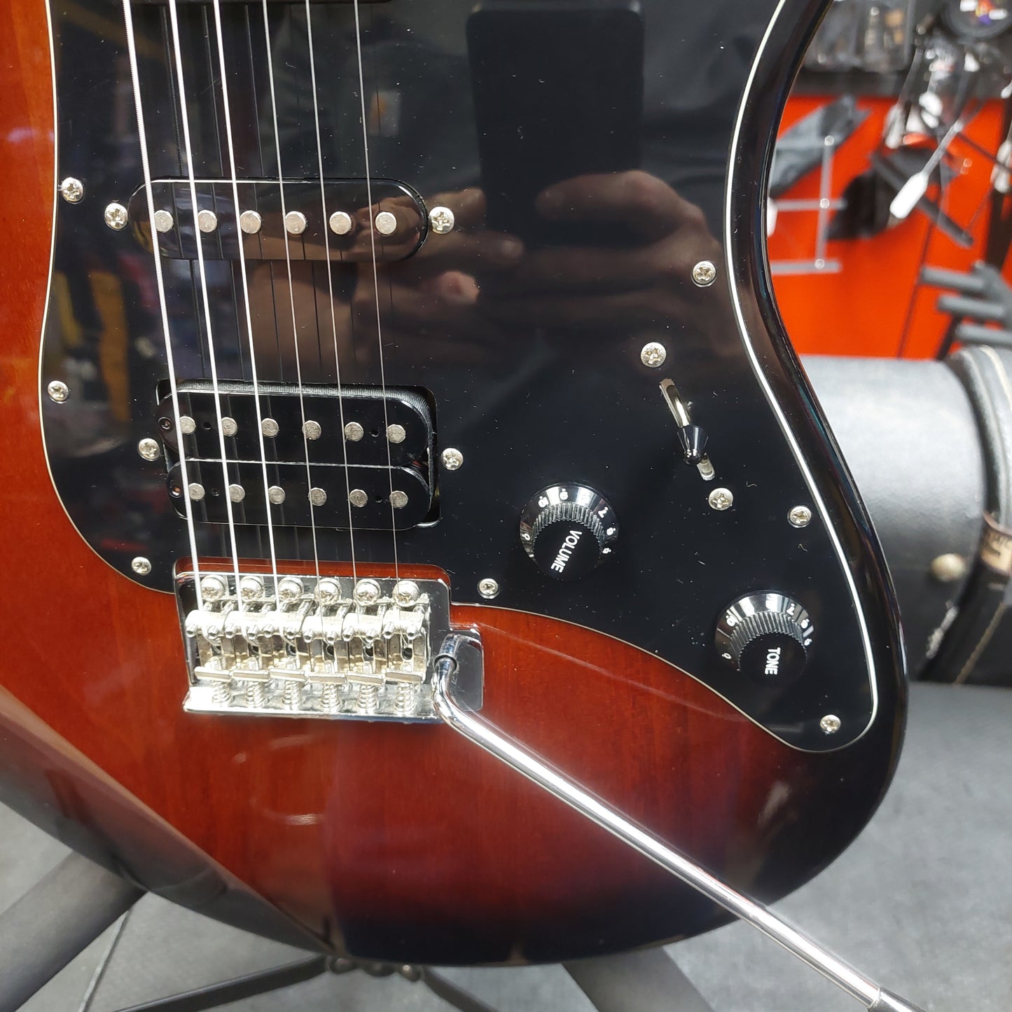 2011 Yamaha Pacifica PAC012DLX Double Cutaway Electric Guitar - Old Violin Sunburst SN# llN123410