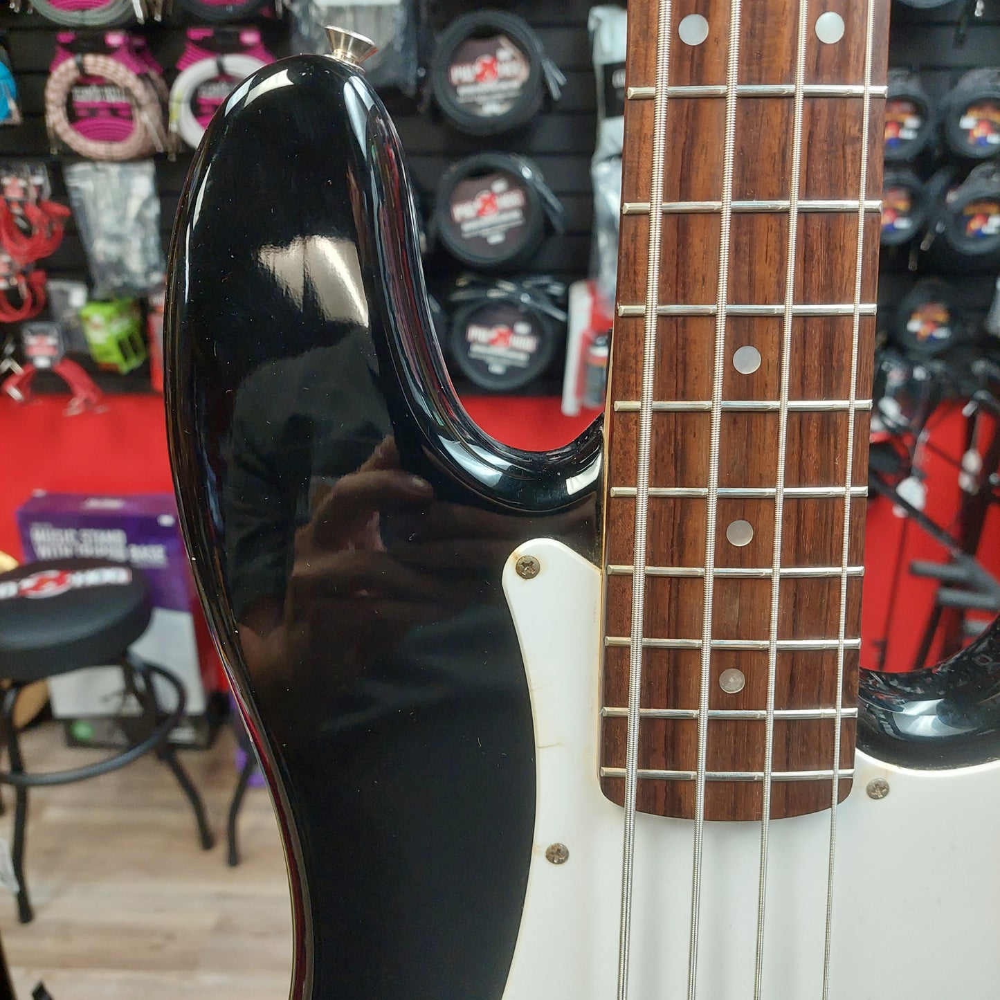 2000 Squier Affinity Precision Bass Rosewood Fingerboard - Black "Sold As Is" Has slightly Warped Neck