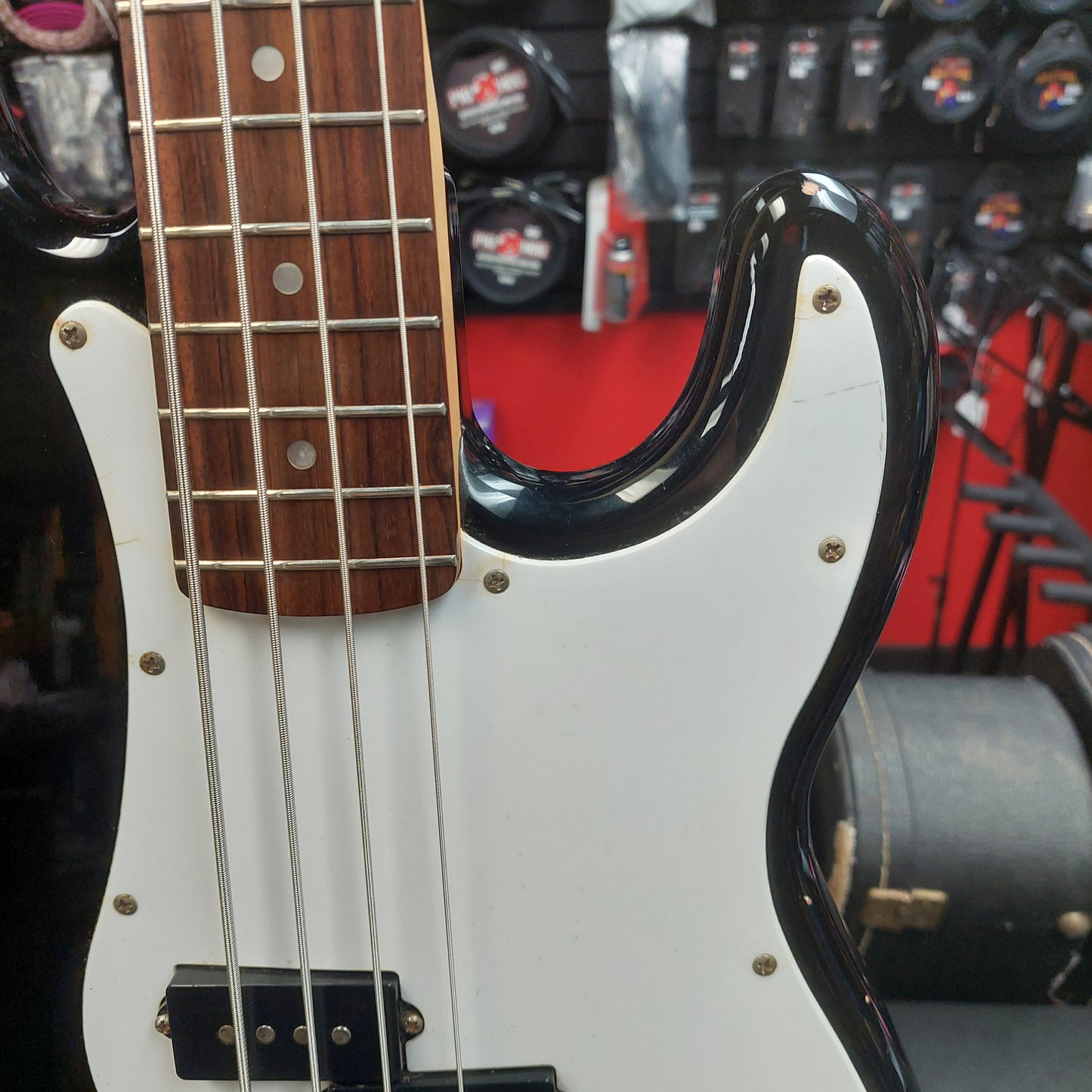 2000 Squier Affinity Precision Bass Rosewood Fingerboard - Black "Sold As Is" Has slightly Warped Neck